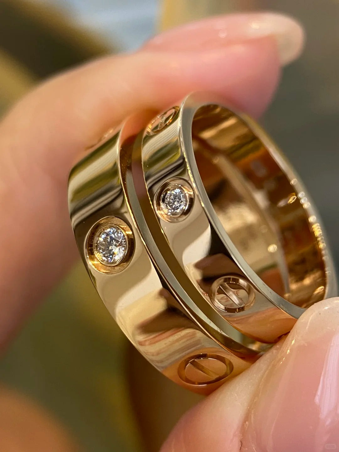 Cartier Love Ring Classic Model, 3 Diamonds
