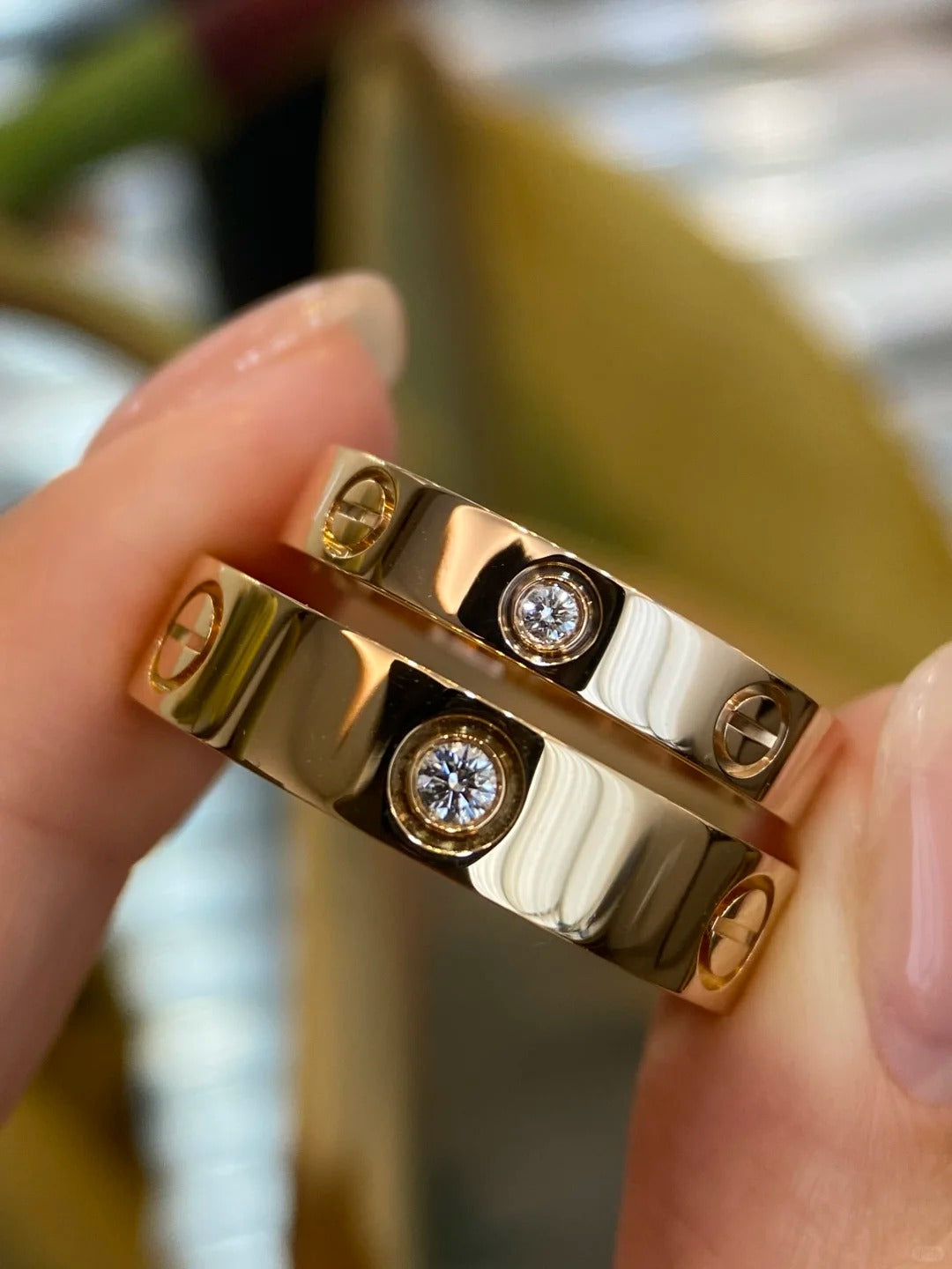Cartier Love Ring Classic Model, 3 Diamonds