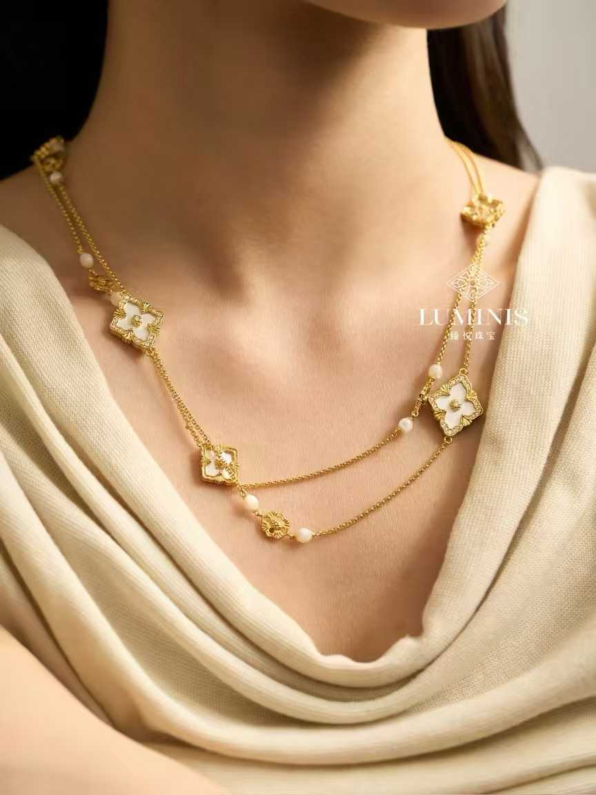 Lux Buccellati Gold Necklace