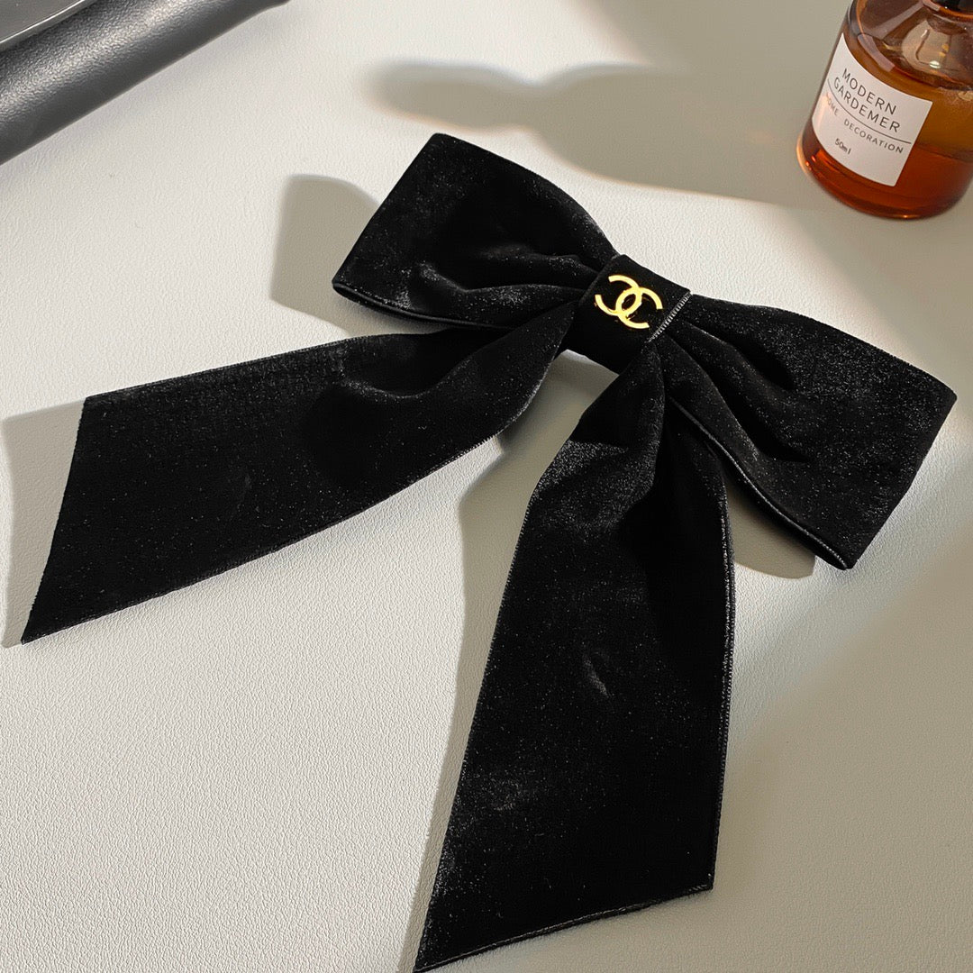 Chanel Bowknot Hair Clip
