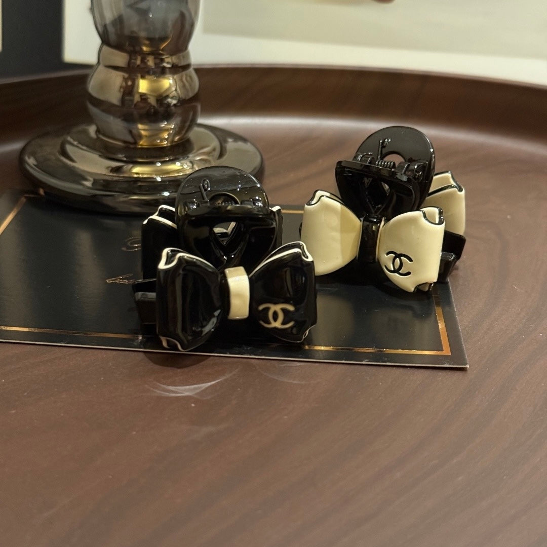 Chanel Bowknot Hair Claw (2pcs Total)